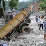 Tragedia en Nepal se agrava: suben a 903 los fallecidos y más de 4,200 desaparecidos