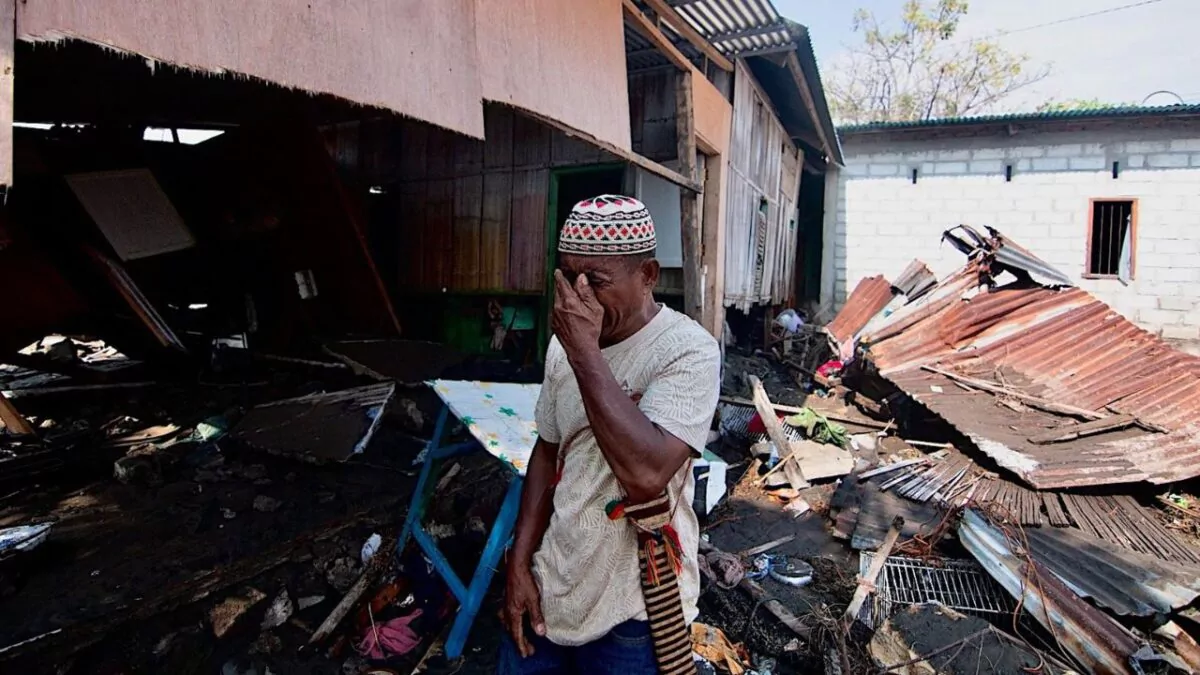 Terremoto de 7.7 en Indonesia deja 53 fallecidos, 135 heridos y miles de desplazados